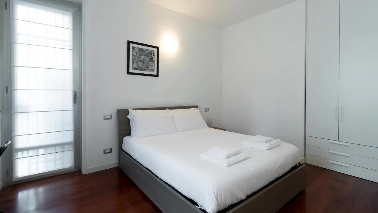 Italianway - Tagiura 8 Apartamento Milão